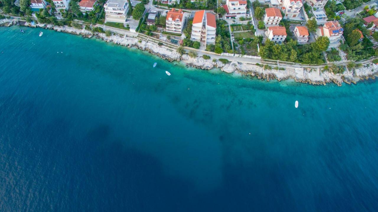 Holiday Home Olive Exclusive - 8 People, Heated Pool, Okrug Gornji, Sea View โตรกีร์ ภายนอก รูปภาพ